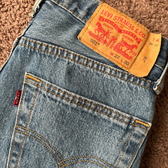 Levi’s 501 - Picture 2 of 4